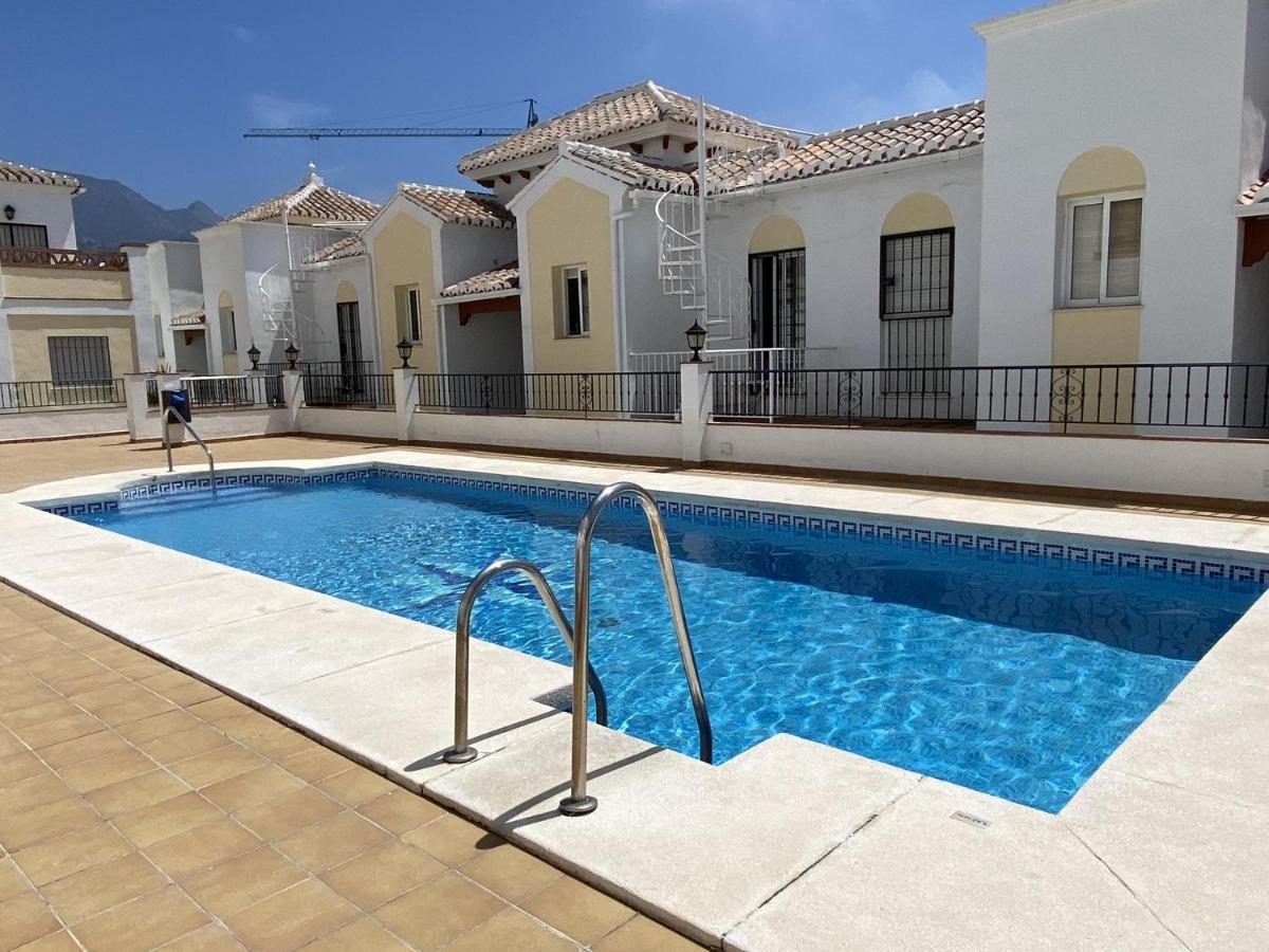 Chimenea Pinar 2 Apartments Casasol Нерха Екстер'єр фото
