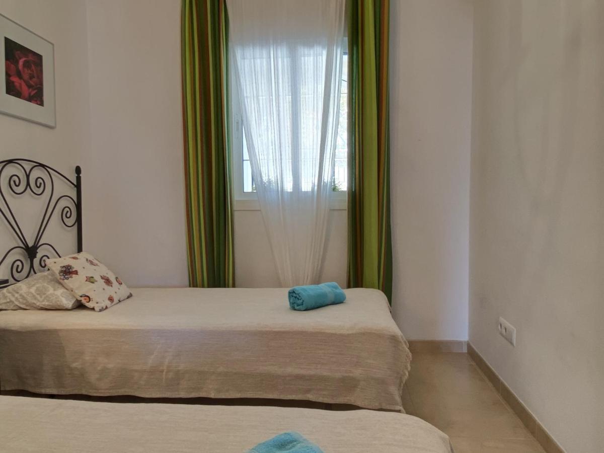 Chimenea Pinar 2 Apartments Casasol Нерха Екстер'єр фото