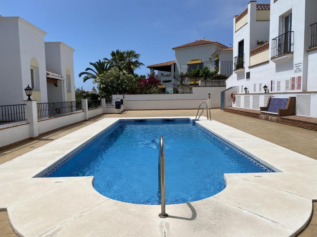 Chimenea Pinar 2 Apartments Casasol Нерха Екстер'єр фото